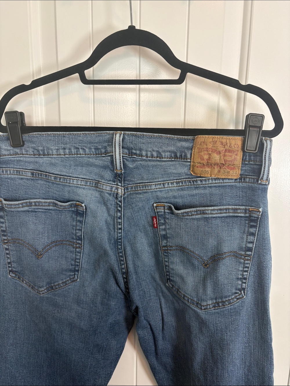 Levi's men’s Medium Blue Straight Leg Jeans